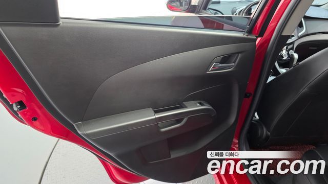 Chevrolet Korea Aveo 2015 — photo 15