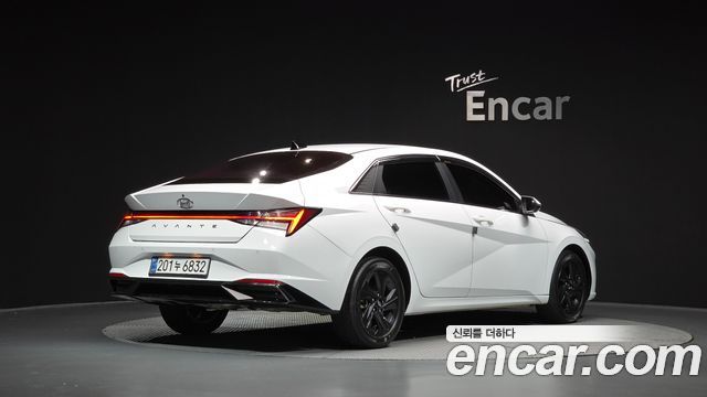 Hyundai AVANTE 2021 — photo 2