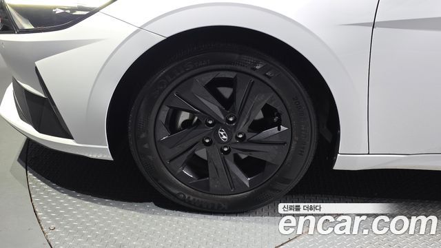 Hyundai AVANTE 2021 — photo 5