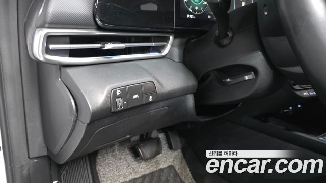 Hyundai AVANTE 2021 — photo 28
