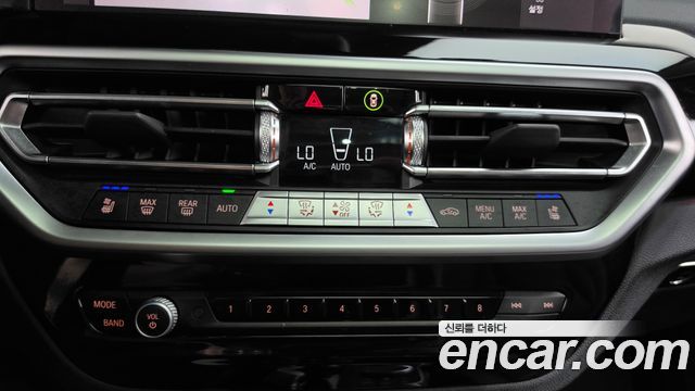 BMW X4 2022 — photo 19