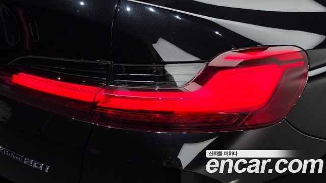 BMW X4 2022 — photo 9