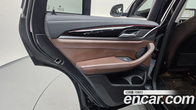 BMW X4 2022 — photo 15