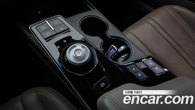 Kia K8 2022 — photo 12
