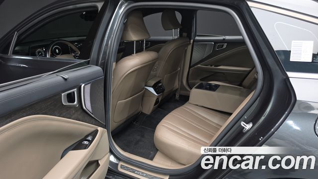 Kia K8 2022 — photo 18