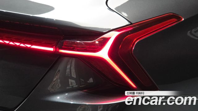 Kia K8 2022 — photo 9