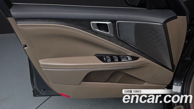 Kia K8 2022 — photo 14