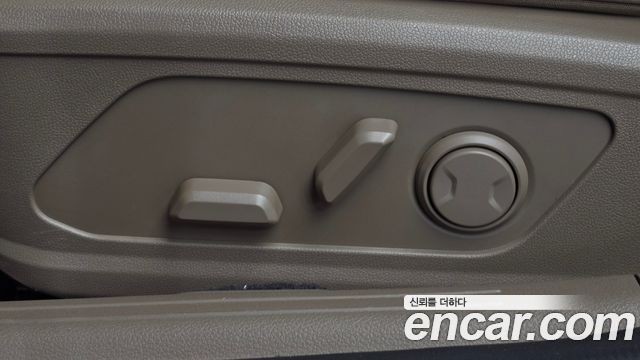Kia K8 2022 — photo 31