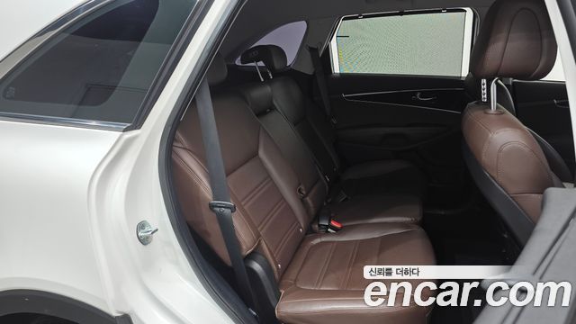 Kia Sorento 2017 — photo 12