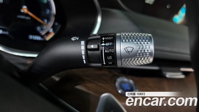 Genesis G80 2021 — photo 27