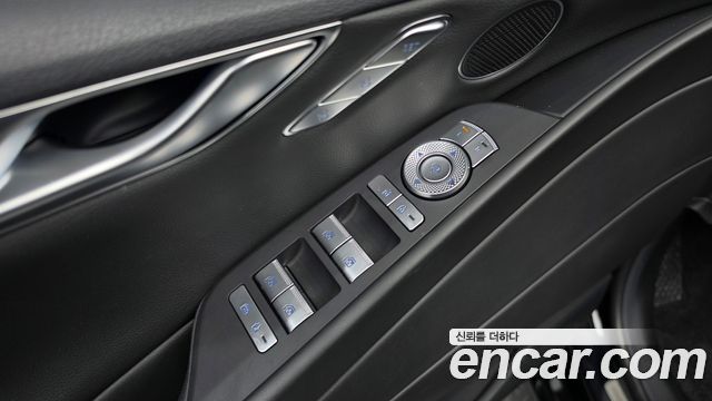 Genesis G80 2021 — photo 28