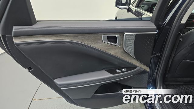 Kia K8 2023 — photo 15