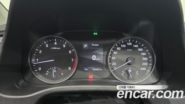 Hyundai AVANTE 2017 — photo 8