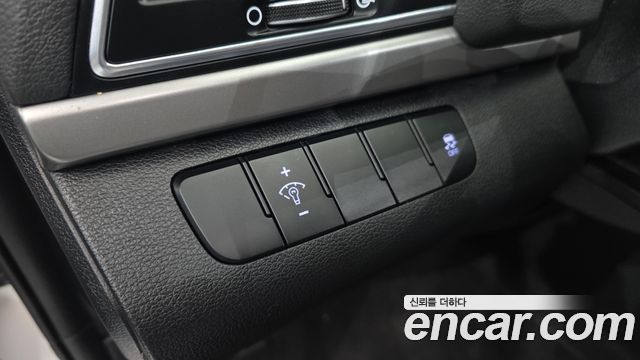 Hyundai AVANTE 2017 — photo 14