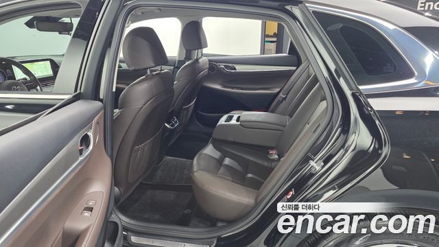 Hyundai Grandeur 2022 — photo 17