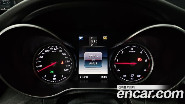Mercedes-Benz C-Class 2016 — photo 8