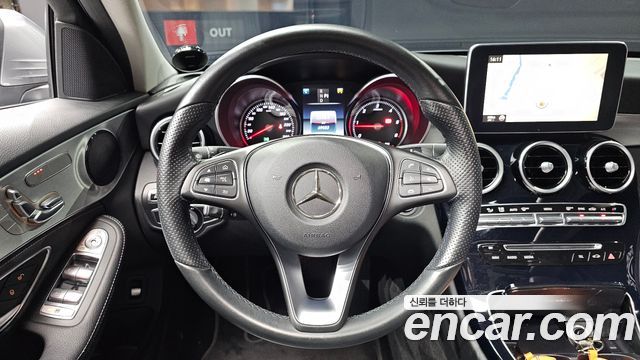 Mercedes-Benz C-Class 2016 — photo 12