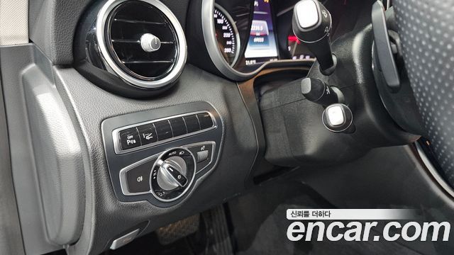 Mercedes-Benz C-Class 2016 — photo 15