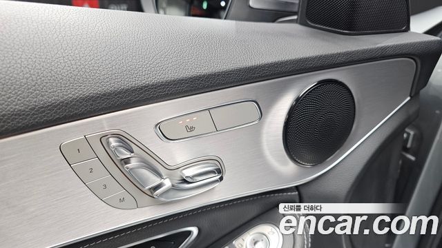 Mercedes-Benz C-Class 2016 — photo 19