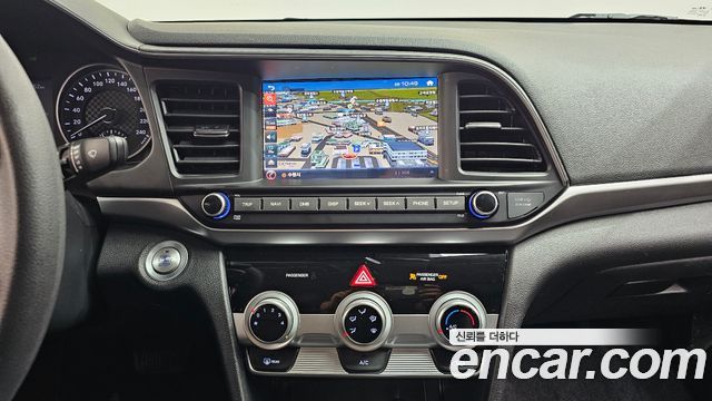 Hyundai AVANTE 2020 — photo 13
