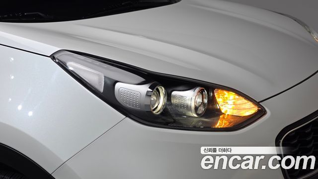 Kia Sportage 2018 — photo 8