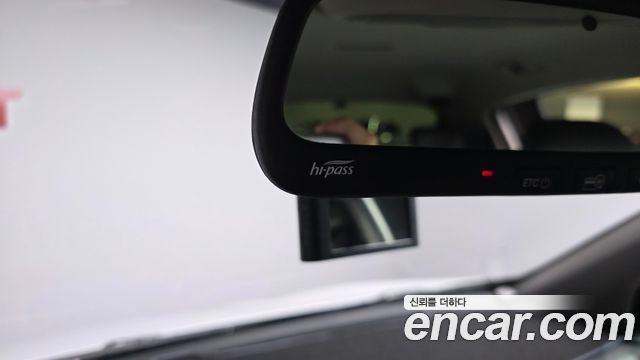 Kia Sportage 2018 — photo 32