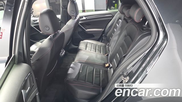 Volkswagen Golf 2015 — photo 11
