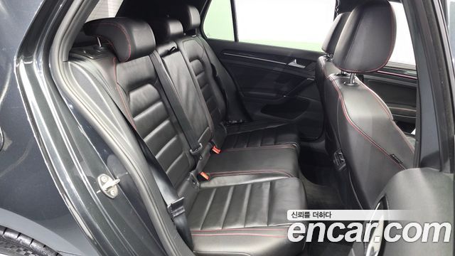 Volkswagen Golf 2015 — photo 12