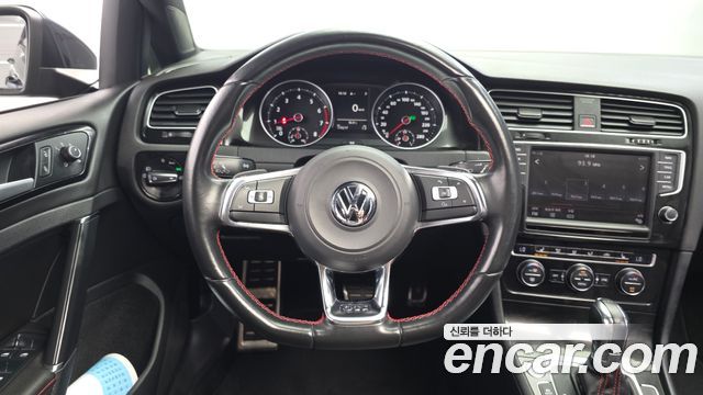 Volkswagen Golf 2015 — photo 13