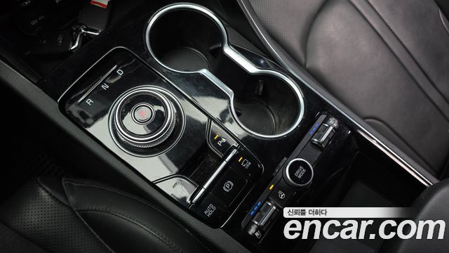Kia K5 2020 — photo 12