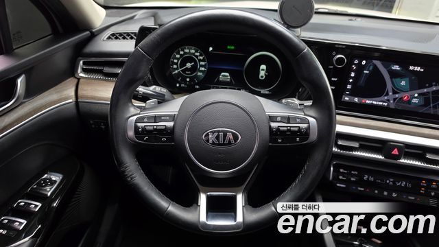 Kia K5 2020 — photo 18