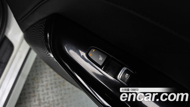 Kia K5 2020 — photo 24