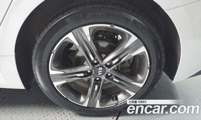 Kia K5 2020 — photo 7