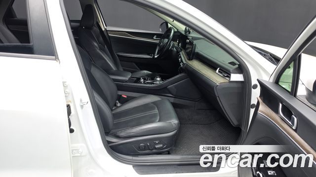 Kia K5 2020 — photo 16