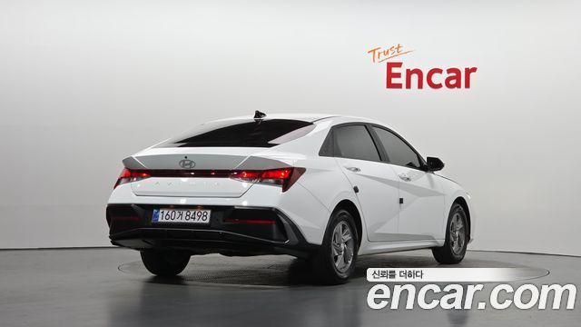 Hyundai AVANTE 2024 — photo 2