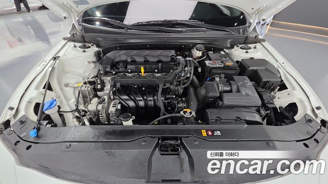 Hyundai AVANTE 2024 — photo 6