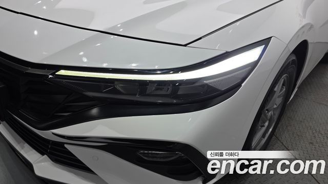 Hyundai AVANTE 2024 — photo 8