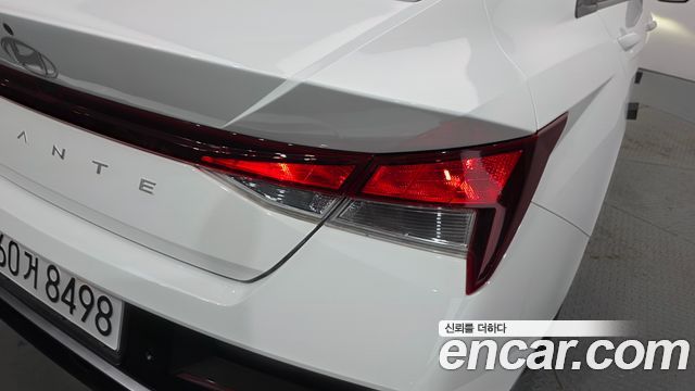 Hyundai AVANTE 2024 — photo 9