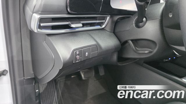 Hyundai AVANTE 2024 — photo 27
