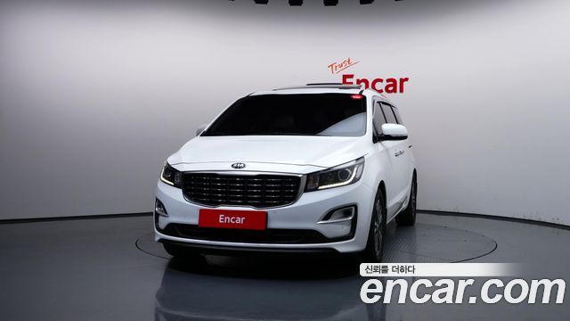 Kia Canival 2019 — photo 3
