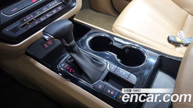 Kia Canival 2019 — photo 12