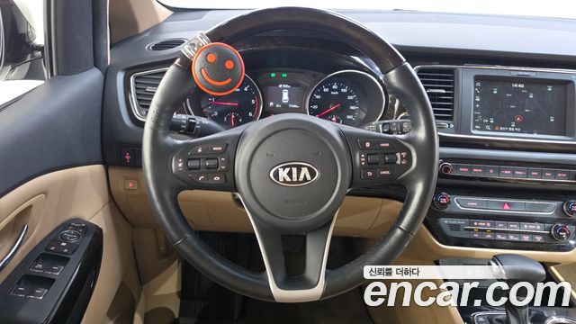 Kia Canival 2019 — photo 20