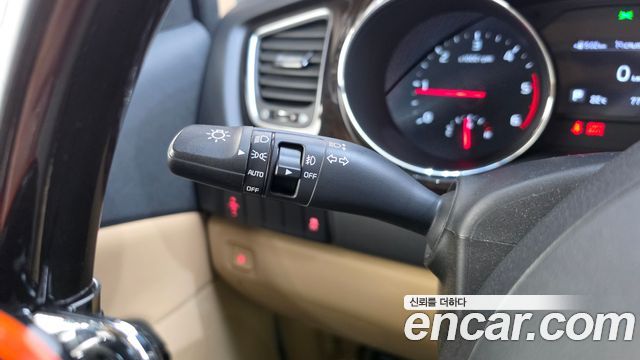 Kia Canival 2019 — photo 26