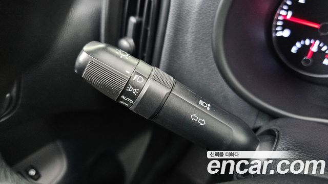 Kia morning 2023 — photo 17