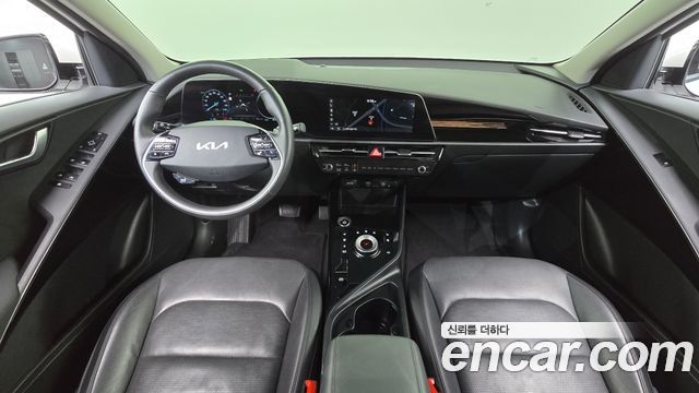 Kia Niro 2023 — photo 10