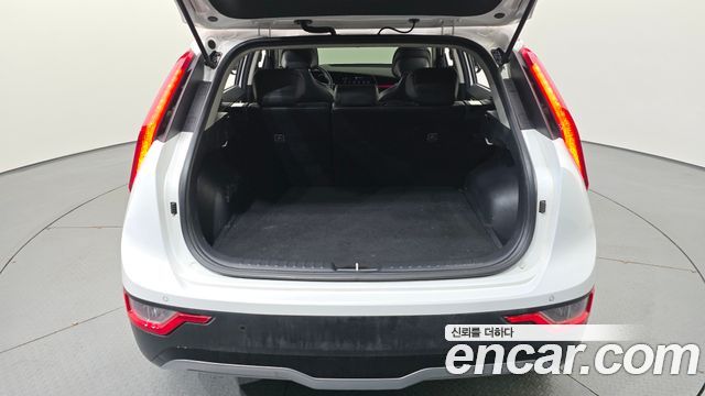 Kia Niro 2023 — photo 22