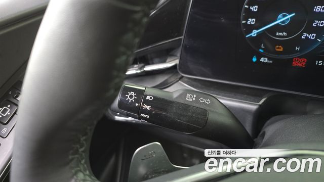 Kia Niro 2023 — photo 26