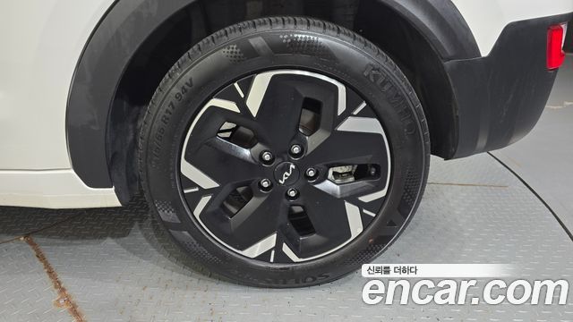 Kia Niro 2023 — photo 7