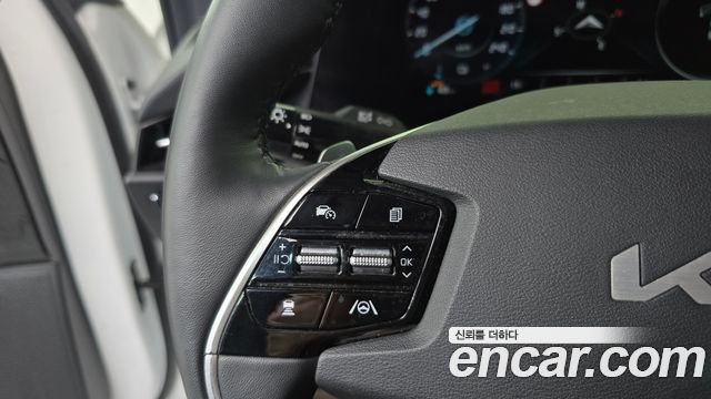 Kia Niro 2023 — photo 30