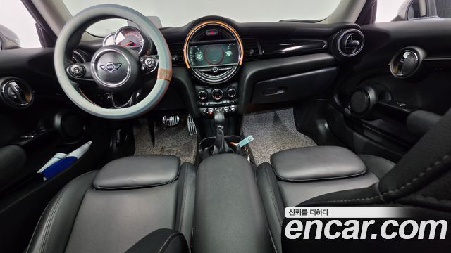 Mini Cooper 2019 — photo 10